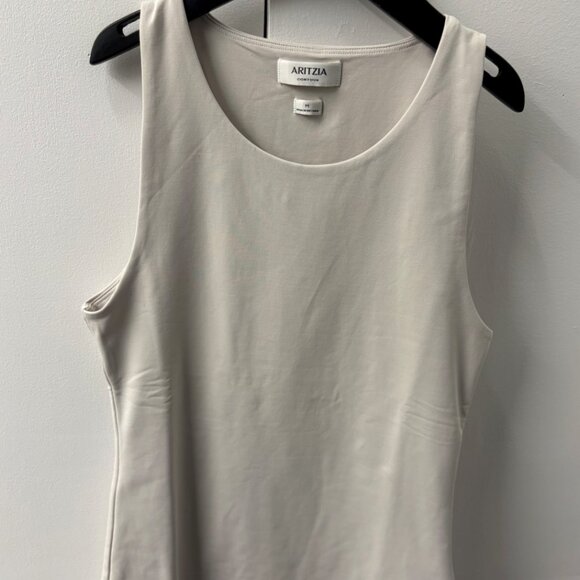 ARITZIA Original Contour '90s Tank - Picture 3 of 3